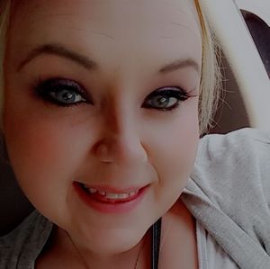 Meet your Posher, Misti